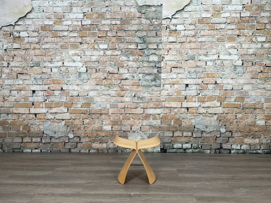 Image 1 of Vitra Butterfly