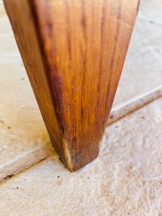 Image 1 of Librería de roble de mediados de siglo, con puertas correderas de cristal, década de 1960