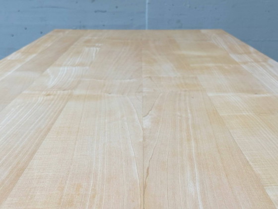 Image 1 of Elegant maple dining table, early 2000s