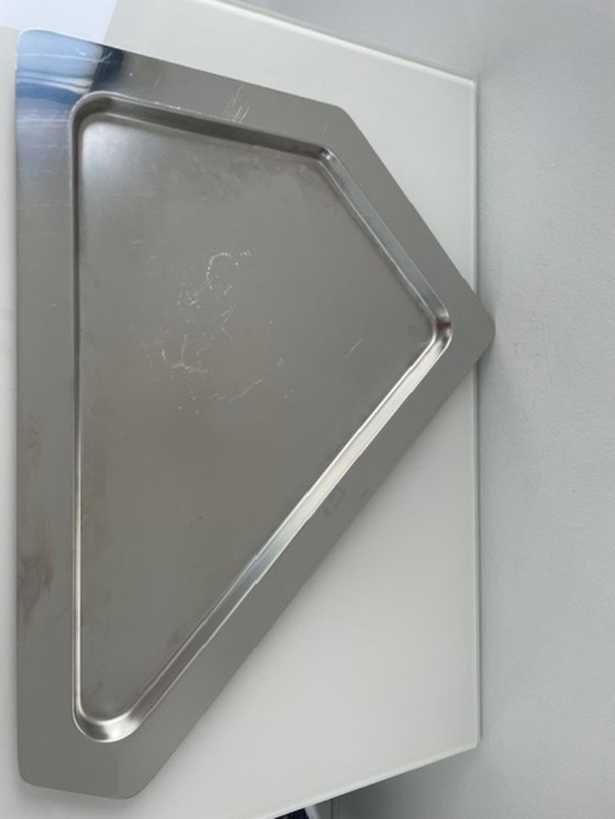 Image 1 of Ciotola dal design moderno in acciaio inox, forma asimmetrica