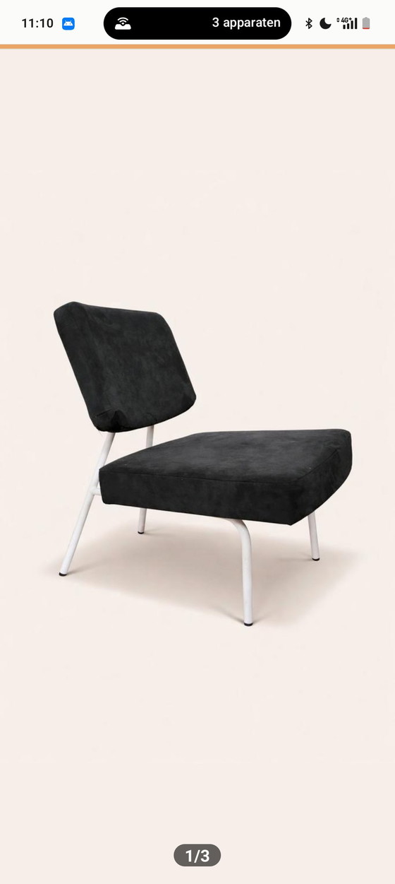 Image 1 of Poltrona vintage con struttura tubolare e telaio nero