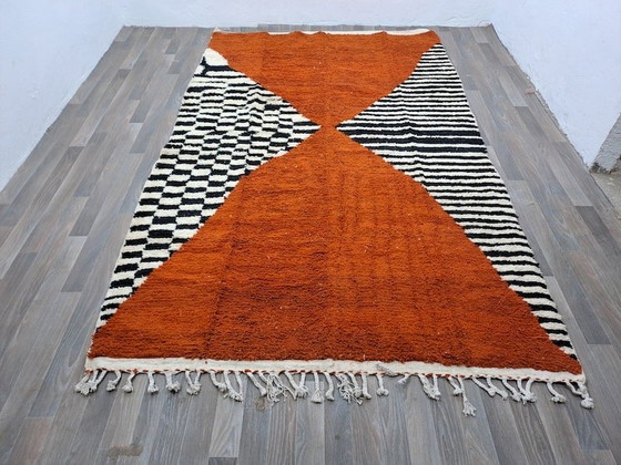 Traditioneel handgemaakt Beni Ouraine-tapijt, formaat 1,5/2,5 m – Aime Té, Vloerkleden en tapijten, Wool (photo 3 of 9)