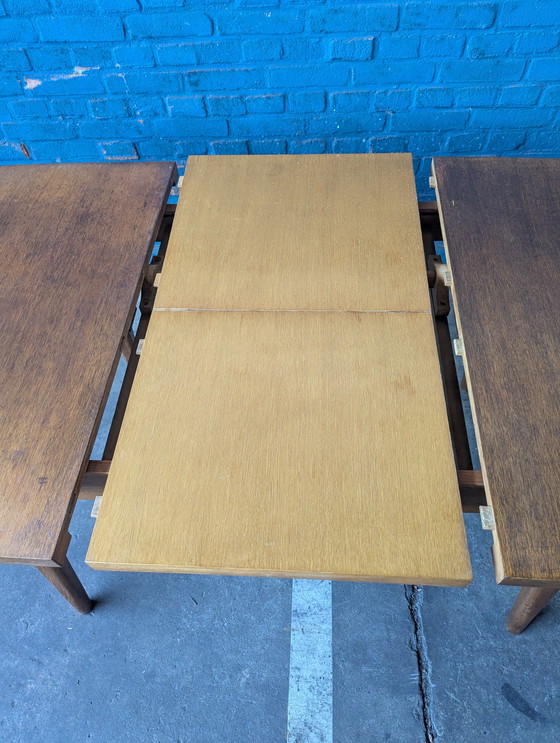 Image 1 of Table de salle à manger extensible en vieux chêne