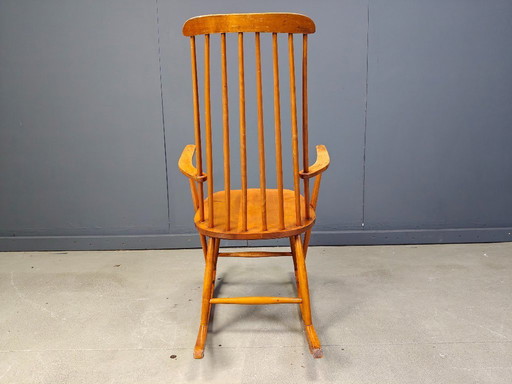 Sedia a dondolo scandinava di metà secolo, anni '60