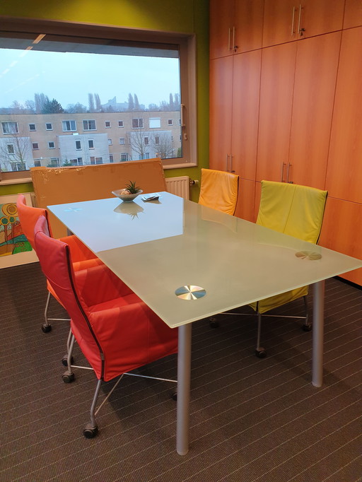 Ultom Isotto Glas Besprechungstisch Rechtwinklig