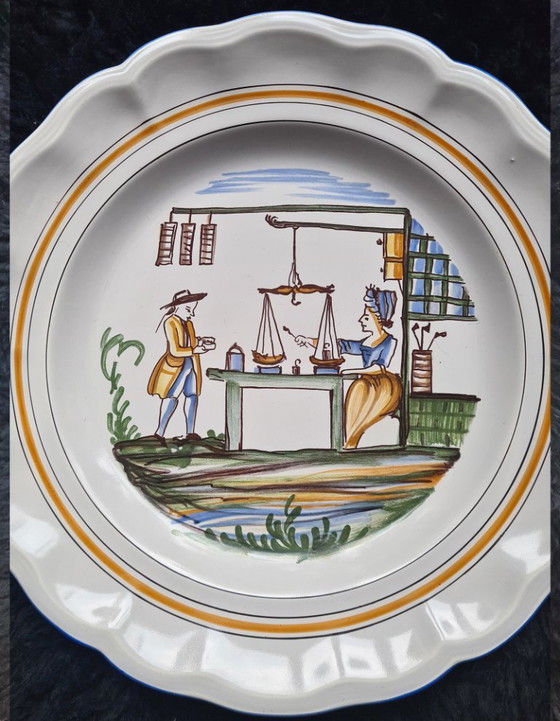 Image 1 of Handbemalte, polychrome Fayence-Hochbranddekoration, Servierschale von K & G Luneville