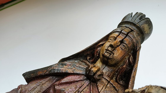 Image 1 of Beautiful 18th-century wooden statue of Mary