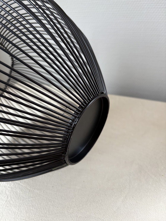 Image 1 of Schwarzes Design Vase Draht Stahl - Neuer Zustand