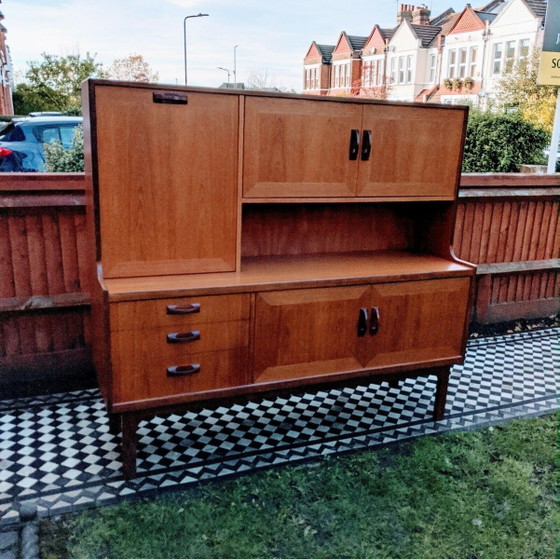 Buffet bas Mid-Century par E.Gomme pour G-Plan, 1962 – Mid Century Modern (photo 2 of 8)