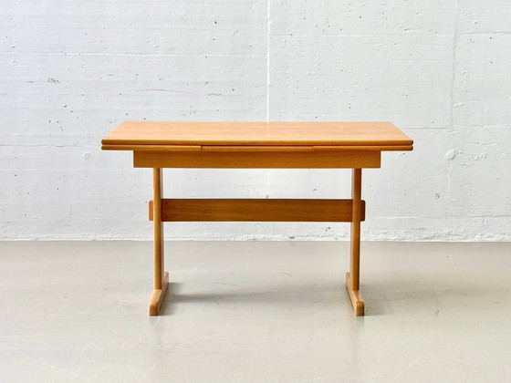 Image 1 of Scandinavian-style oak dining table with extendable ends, 1970s