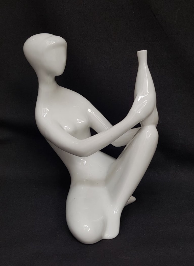  DUX　Jaroslav Jezek　オブジェ　アンティーク Royal Dux porcelain vintage - Jaroslav Jezek | €250 | Whoppah
