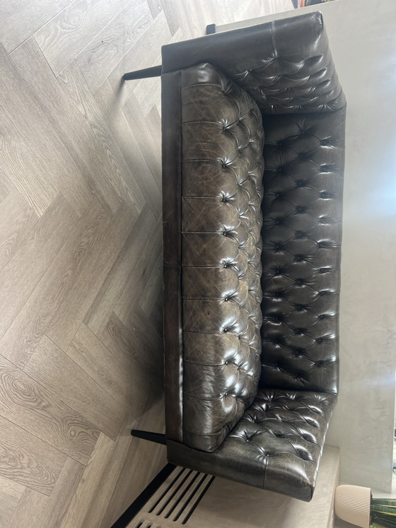 Canapé Chesterfield fait main de haute qualité – Canapés 2 places, Leather (photo 5 of 5)