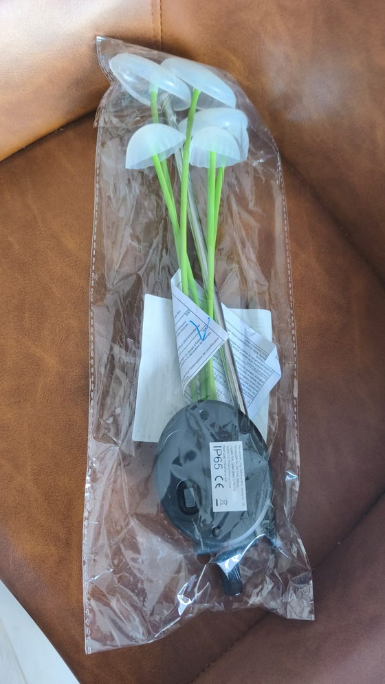 Image 1 of 6 luci solari a LED