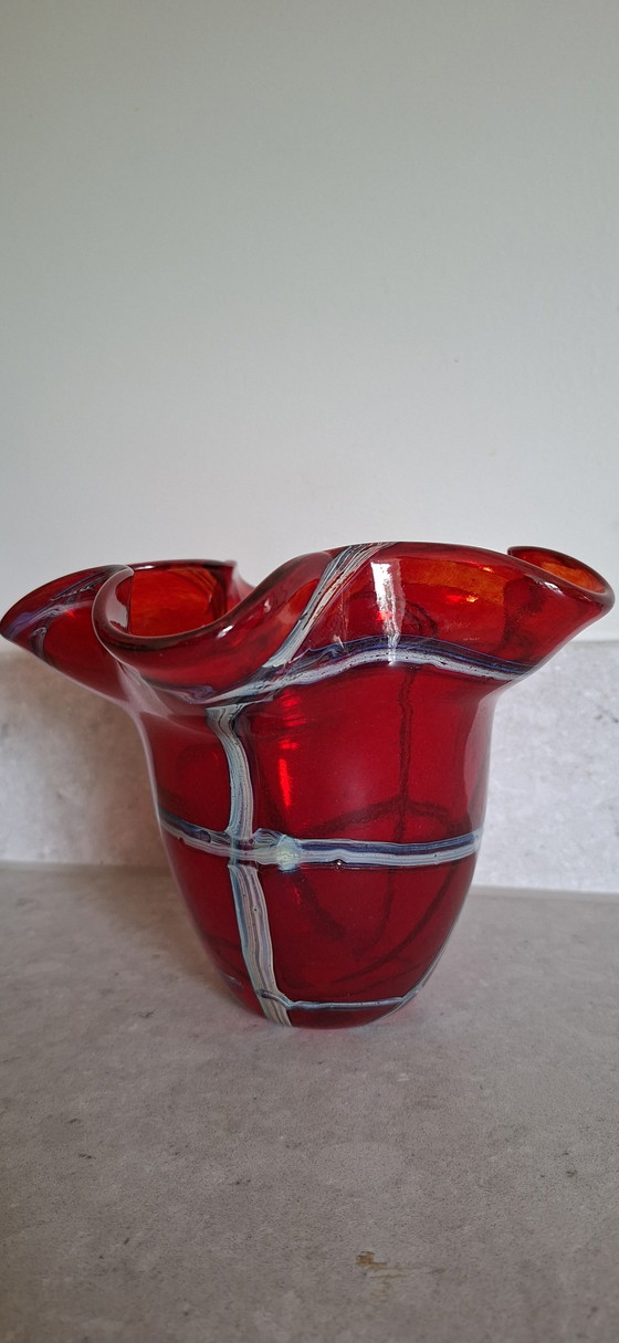 Vintage Mdina Glass handkerchief vase signed (photo 10 of 10)