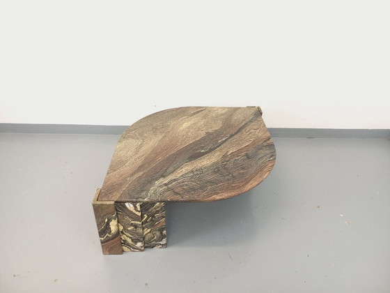 Image 1 of Vintage marmeren salontafel uit de jaren 70.