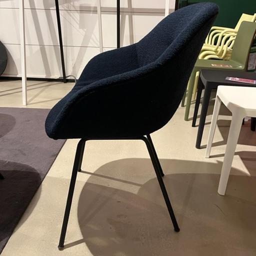 HAY AAC127 Esszimmerstuhl, weich, dunkelblau – eetkamerstoelen, Design (photo 2 of 24)