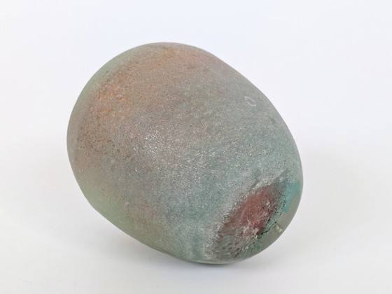 Heavy Mouth-Blown Art Glass Vase, Carnival-Style Gold Iridescence, Matte Sandblasted Finish – Vintage (photo 10 of 17)