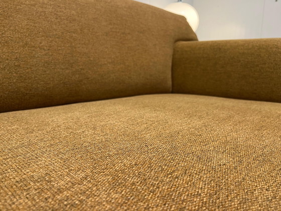 Image 1 of Neu bezogenes Design on Stock Bloq Loveseat