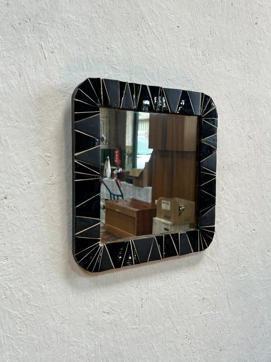 Image 1 of Miroir vintage avec bordure en céramique, carré ou losange, années 1960
