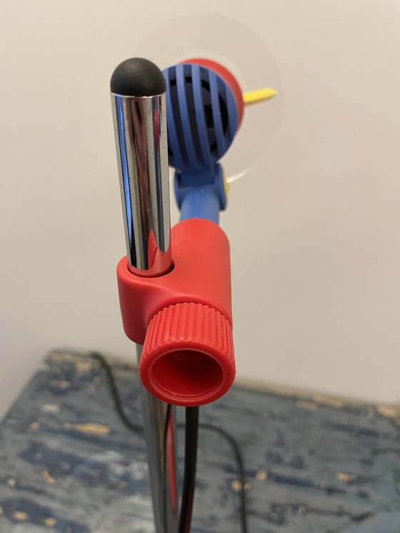 Image 1 of Vintage Memphis bureaulampen