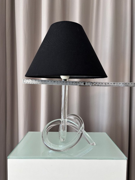 1970s Lucite Knot Table Lamp Attributed to Elaine Bscheider for Dorothy Thorpe Inc. – Plexiglass (photo 14 of 14)