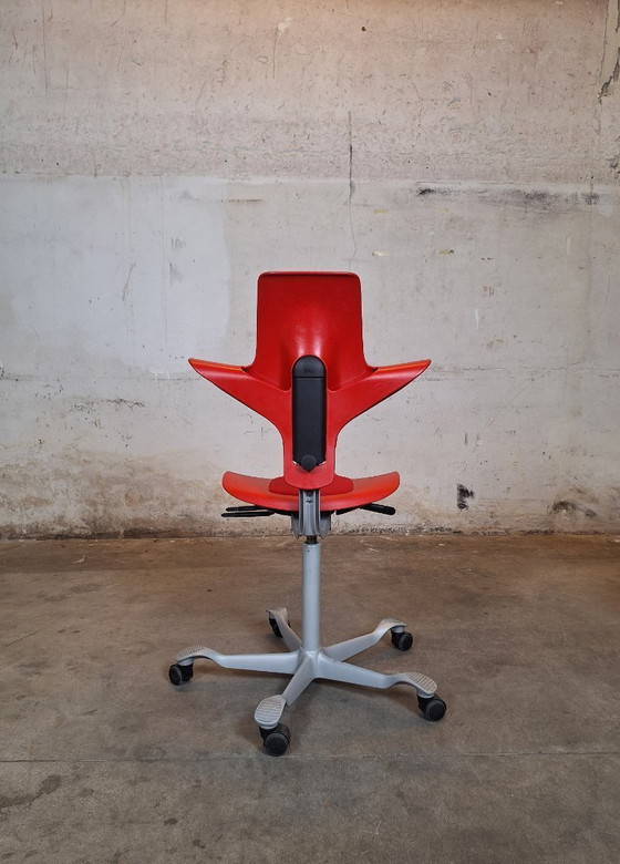 Image 1 of Silla de oficina HAG Capisco Puls 8010