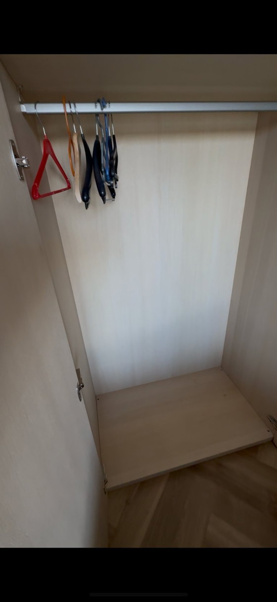 Image 1 of Karel Mintjens Luga Kledingkast