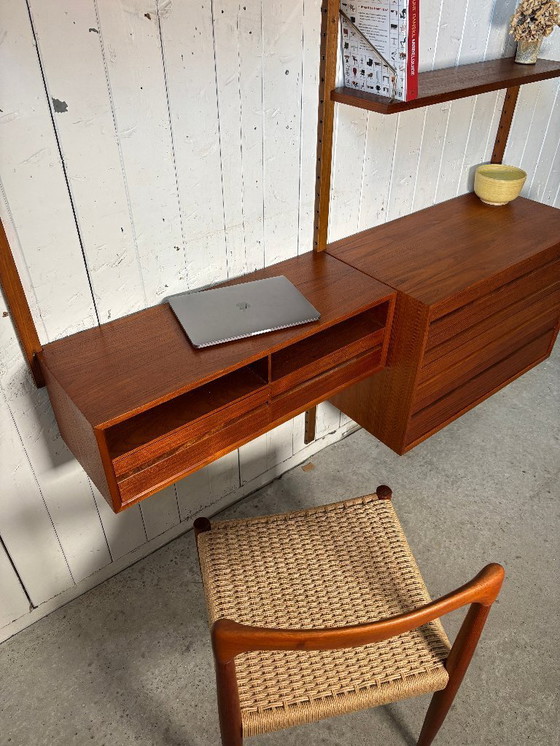 Image 1 of Poul Cadovius – Système de cloisons modulaires en teck vintage danois