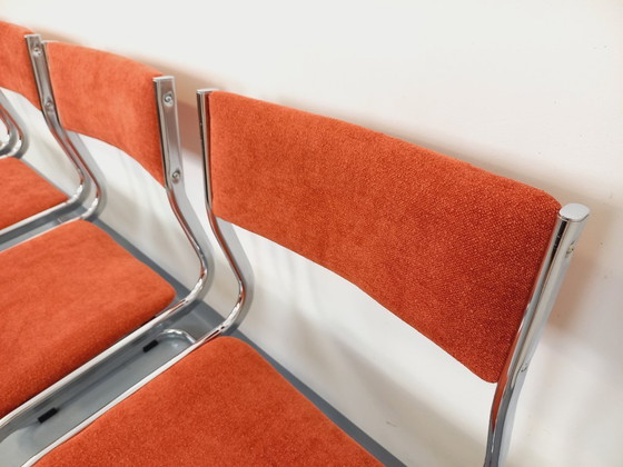 Image 1 of Suite of 4 vintage cantilever chairs in chromed metal and fabric from the 70s