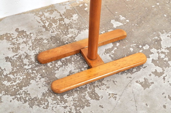 Image 1 of Vestidor antiguo de madera de haya