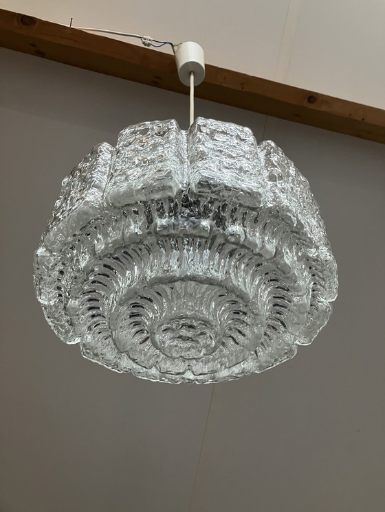 Image 1 of Vintage IJsglas Hanglamp van Glashutte Limburg Duitsland