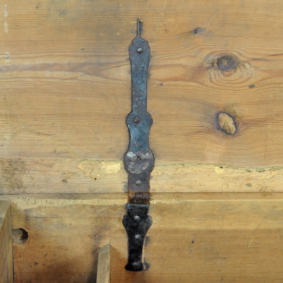 Image 1 of Cofre nupcial de arte popular, fechado en 1795