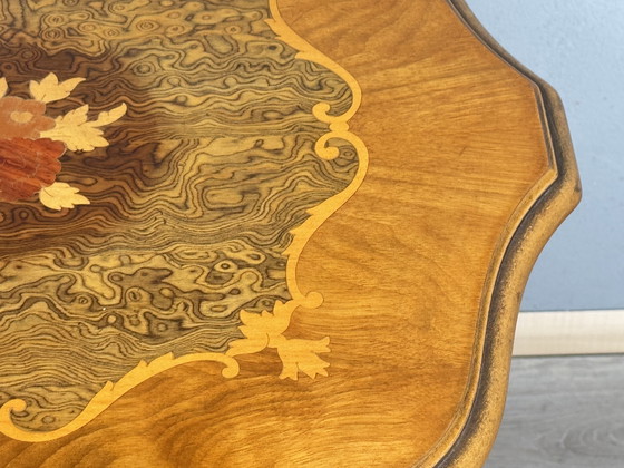 Image 1 of Französischer Beistelltisch aus Holz Weintisch mit Intarsien