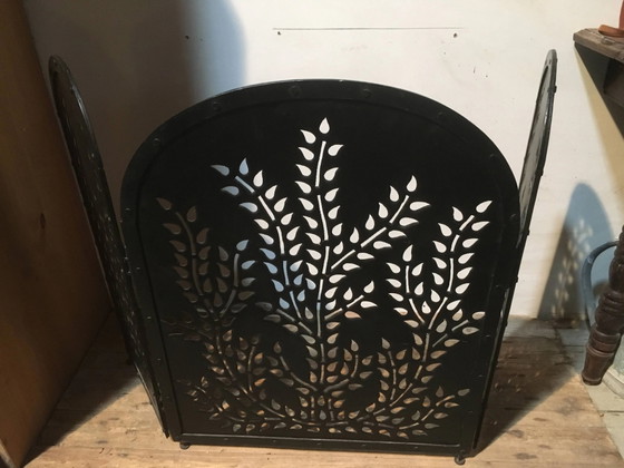 Parascintille in metallo battuto e tagliato – Oggetti decorativi, Iron, Vintage (photo 15 of 17)