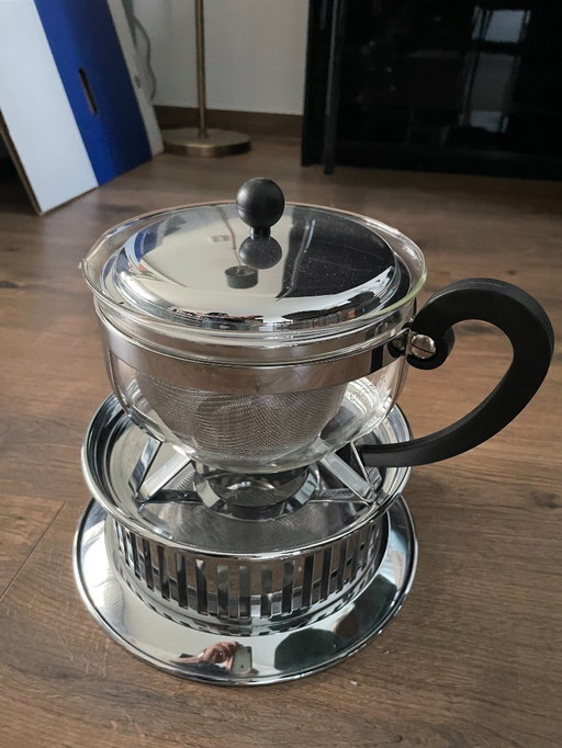 Bodum-Teekanne mit Rechaud