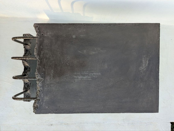 Image 1 of Wallavibe - D.B - Tavolino da caffè - Tavolo a L - Stile brutalista - Mobile scultoreo