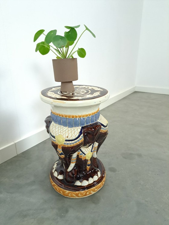 Image 1 of Tavolo rotondo in porcellana a forma di elefante, tavolo vintage