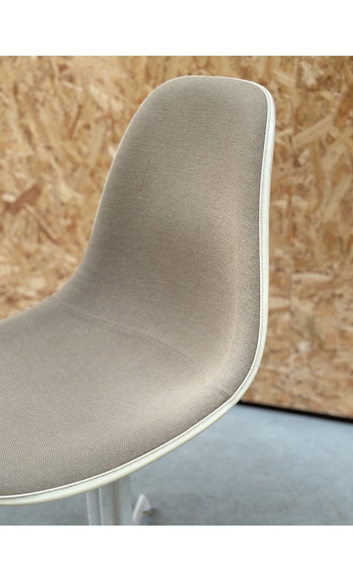 4x La Fonda Stoelen - Charles & Ray Eames for Herman Miller