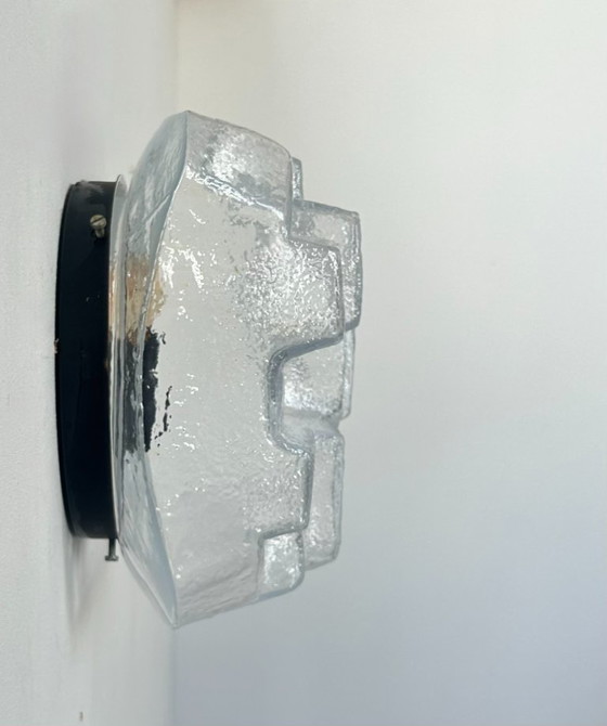 Image 1 of Lámpara de pared en vidrio burbuja, moldeado y prensado, Francia 1960