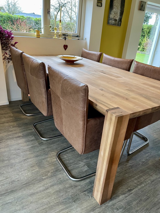 Image 1 of 6 sedie da pranzo a slitta in pelle marrone di Jess