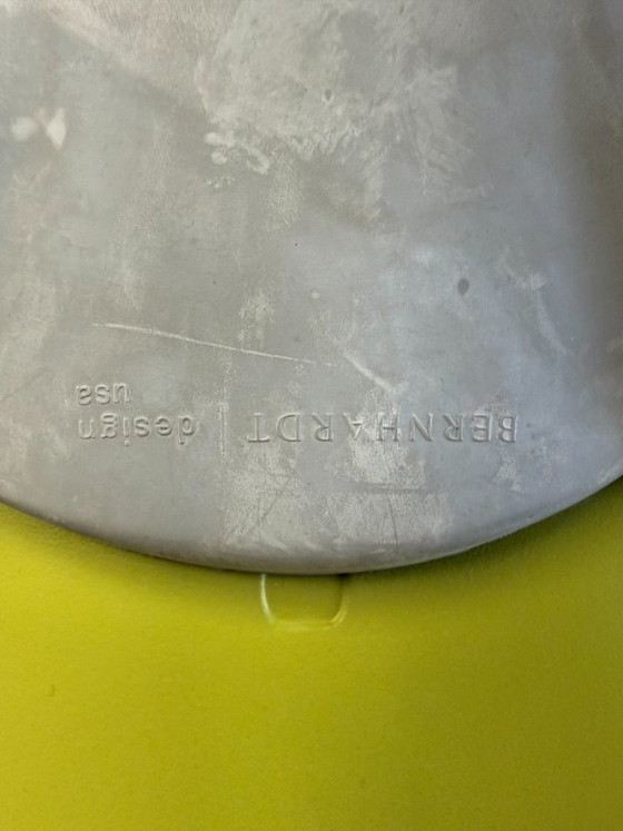 Bernhardt Design Orbit chair, Ross Lovegrove (Bestand: 3) – Stühle und Loungesessel, Kunststoff, Chrom (photo 11 of 11)