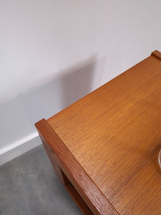 Teak LP Cabinet on Wheels, Side Table, Nightstand, Cabinet 1 – Wood, Plastic, Vintage (photo 8 of 11)