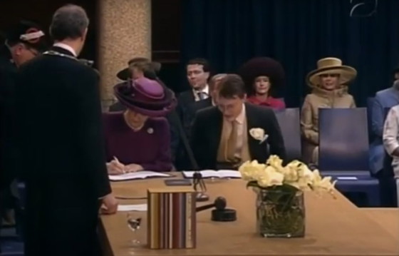 Image 1 of Central Museum Chair by Richard Hutten 