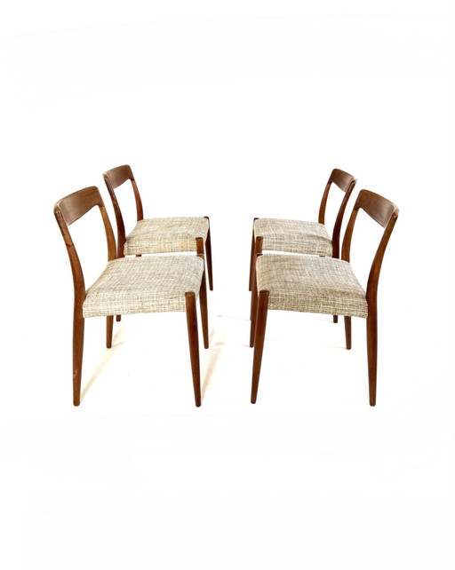 Set van 4 vintage Deense eetkamerstoelen ‘60