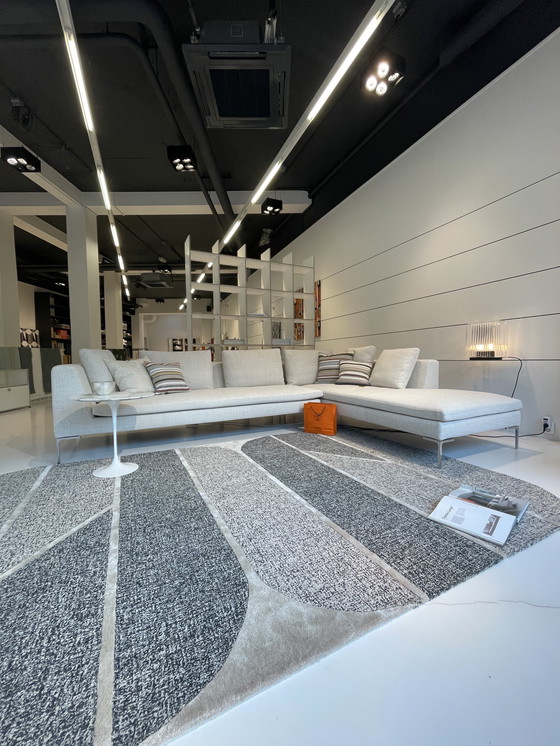 Image 1 of B&B Italia bank Charles