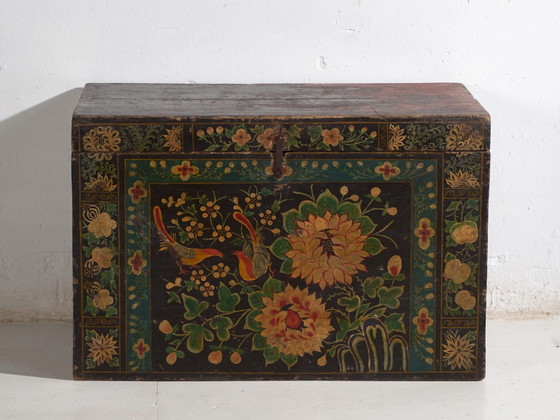 Antique painted Chinese trunk in pine wood – China, circa 1900 – Storage cabinet (photo 34 of 40)