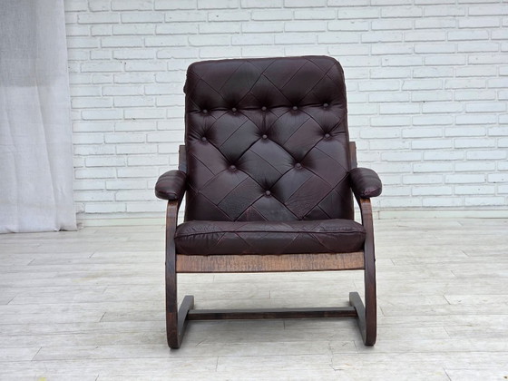 Image 1 of Jaren 70, Scandinavische fauteuil, bruin meubelleer, gebogen hout.