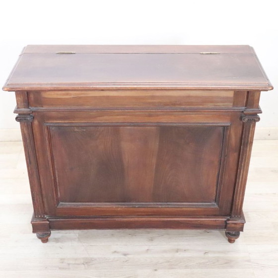 Image 1 of Aufbewahrungsbuffet aus Walnussholz, Brennholzhalter, Italien, Ende des 19. Jahrhunderts