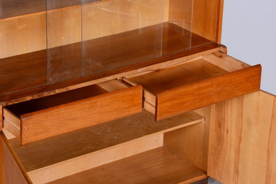 Restored Art Deco Display Cabinet, Oak and Glass, Czech, 1940s – Jitona, Metal (photo 14 of 15)