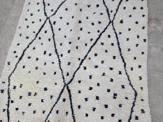 Image 1 of Alfombra marroquí Atlas Azilal, tejida a mano, 150/250 cm
